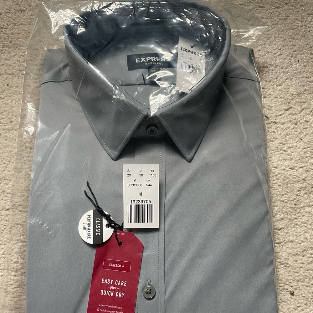 Express Men’s Classic Stretch Performance Dress Shirt (M)
